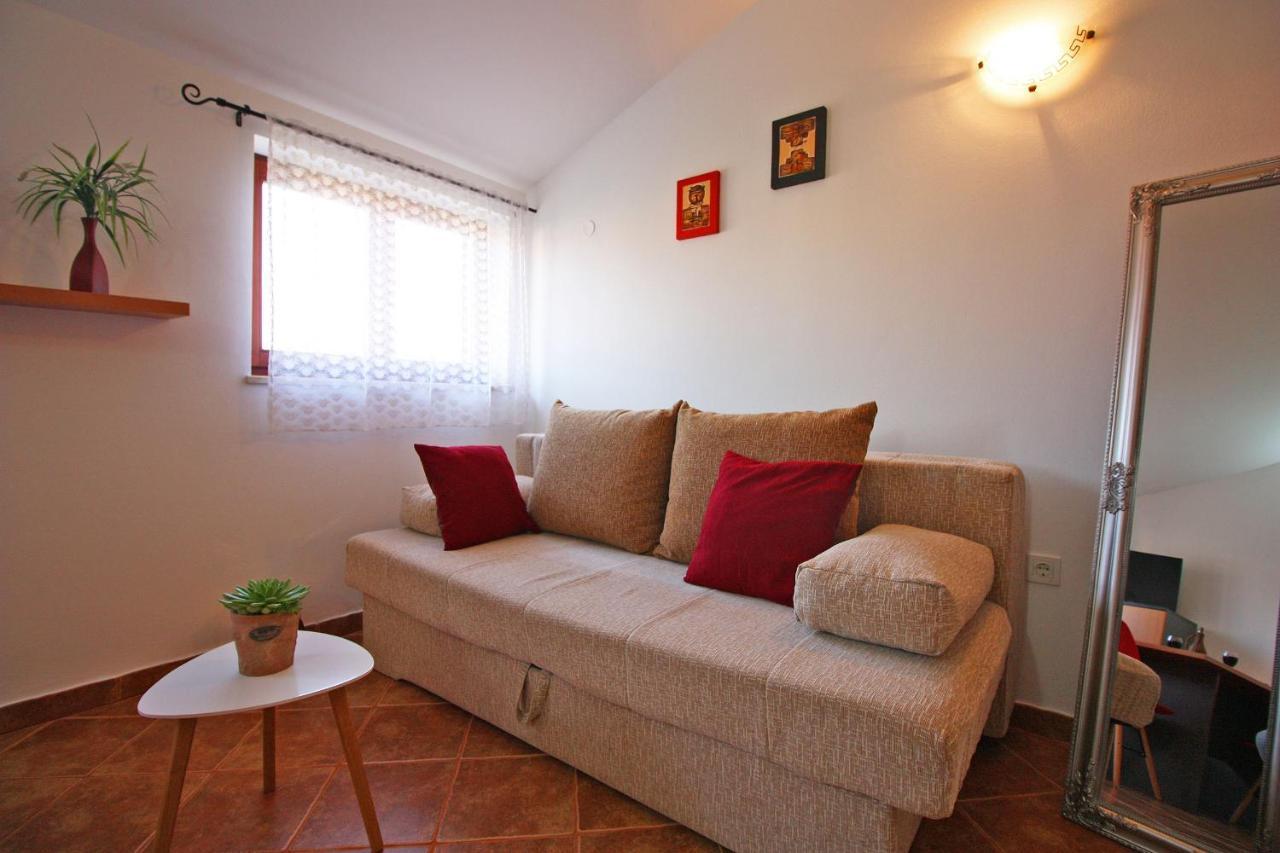 Brijunisol - 3 Apartments Top Position Near The Beautiful Beach Fažana Eksteriør bilde