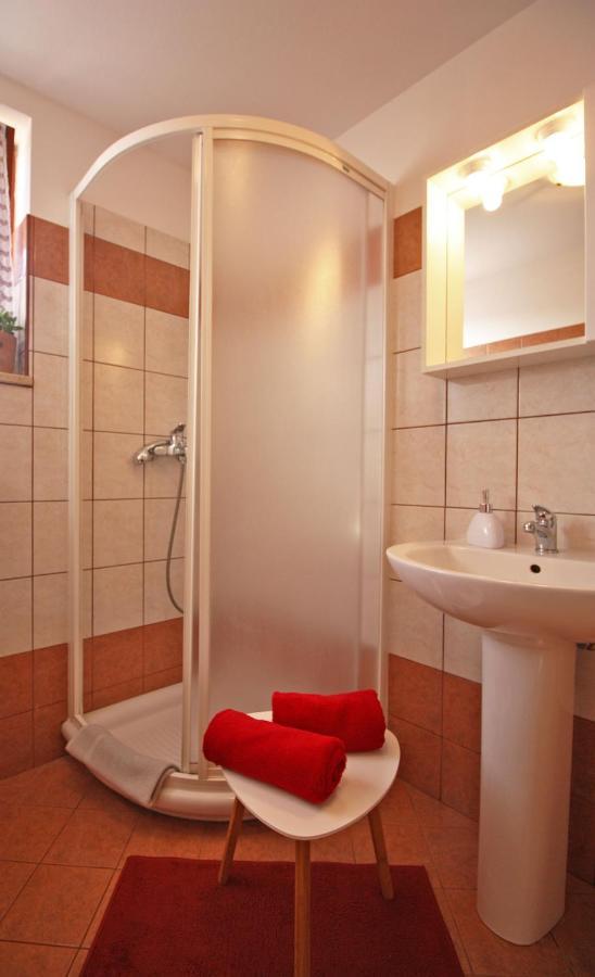 Brijunisol - 3 Apartments Top Position Near The Beautiful Beach Fažana Eksteriør bilde