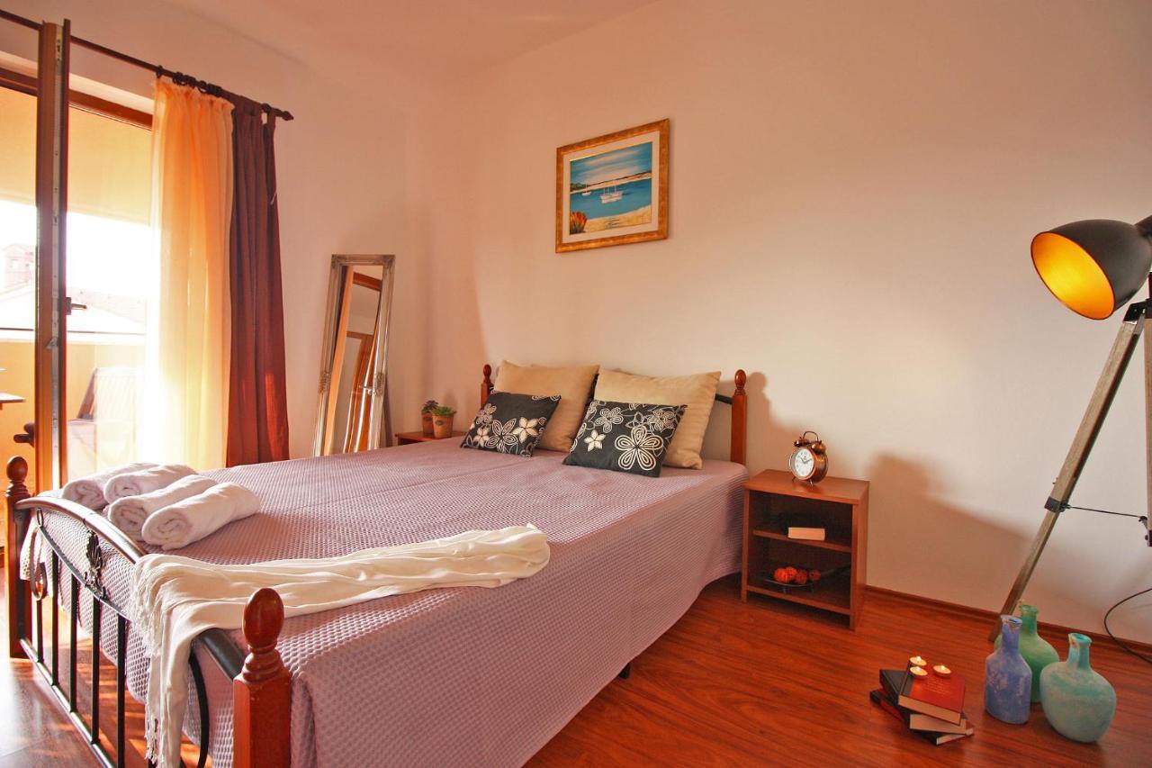 Brijunisol - 3 Apartments Top Position Near The Beautiful Beach Fažana Eksteriør bilde